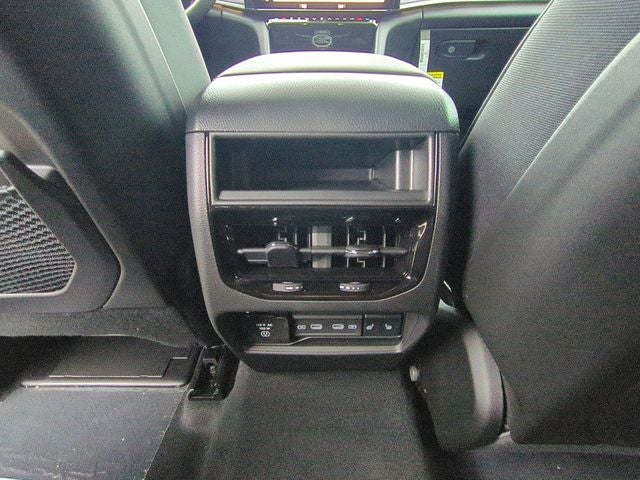 2026 Jeep Grand Cherokee GRAND CHEROKEE LIMITED 4X2