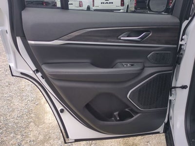 2026 Jeep Grand Cherokee GRAND CHEROKEE LIMITED 4X2