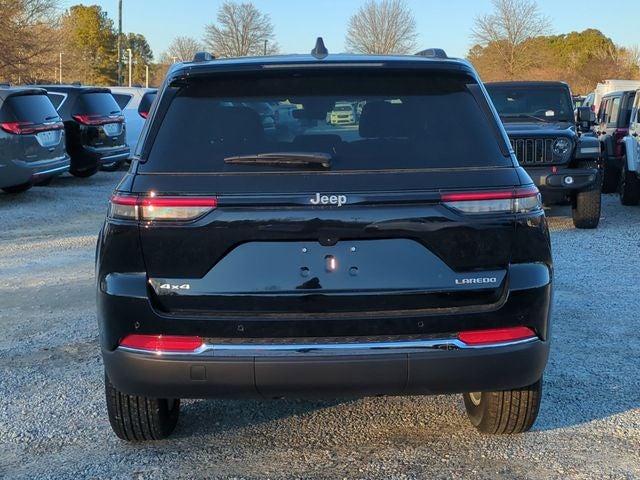 2025 Jeep Grand Cherokee GRAND CHEROKEE LAREDO X 4X4