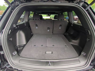 2026 Jeep Grand Cherokee GRAND CHEROKEE LAREDO X 4X4