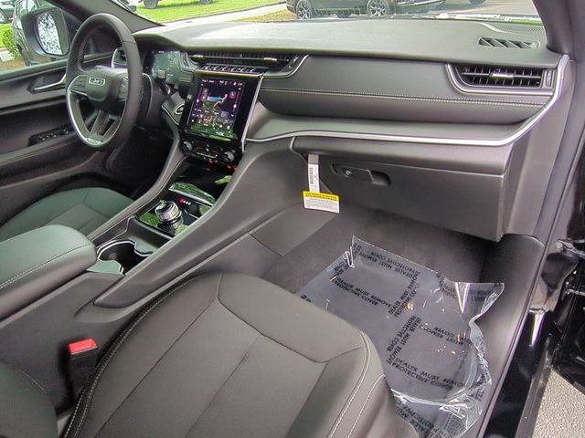 2026 Jeep Grand Cherokee GRAND CHEROKEE LAREDO X 4X4