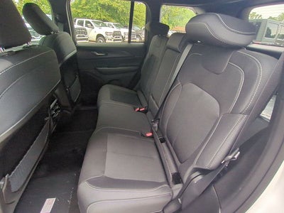 2026 Jeep Grand Cherokee GRAND CHEROKEE LAREDO 4X4