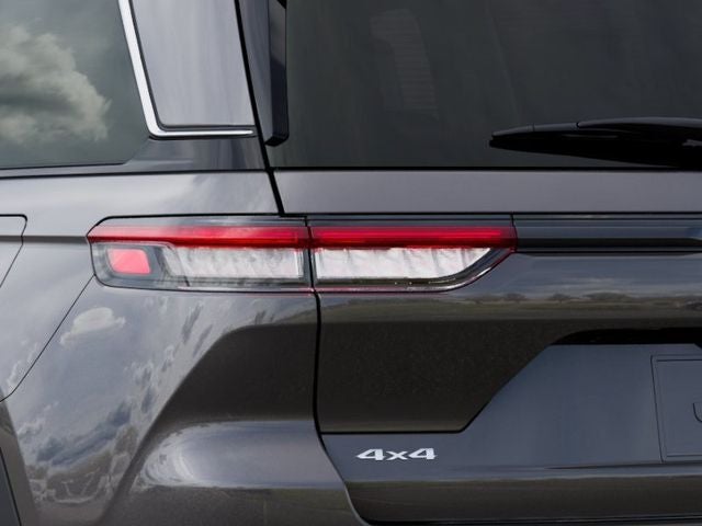 2026 Jeep Grand Cherokee GRAND CHEROKEE LAREDO X 4X4