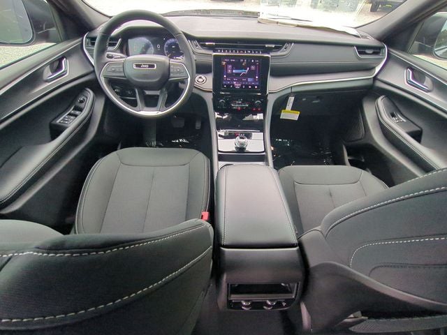 2026 Jeep Grand Cherokee GRAND CHEROKEE LAREDO X 4X4