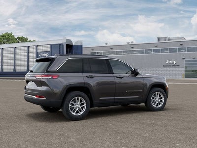 2026 Jeep Grand Cherokee GRAND CHEROKEE LAREDO X 4X4