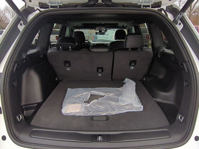 2026 Jeep Grand Cherokee GRAND CHEROKEE ALTITUDE 4X4