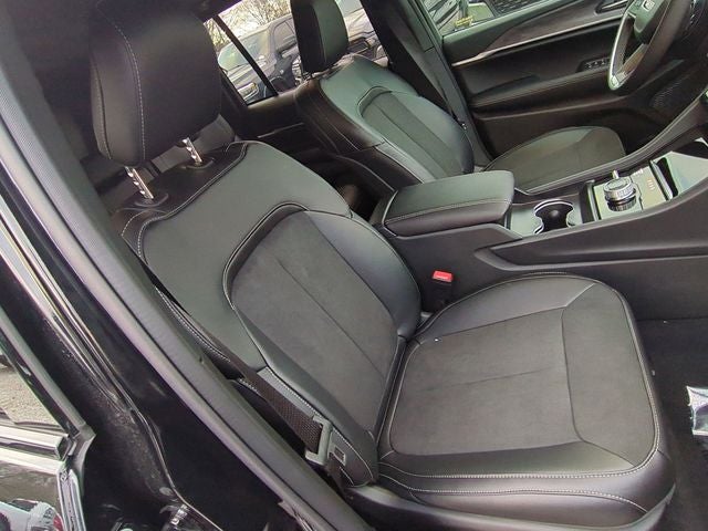 2026 Jeep Grand Cherokee GRAND CHEROKEE ALTITUDE 4X4