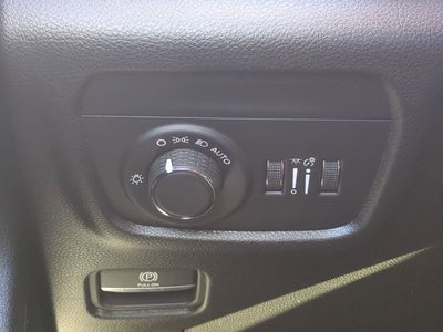 2025 Jeep Grand Cherokee GRAND CHEROKEE L LAREDO X 4X2