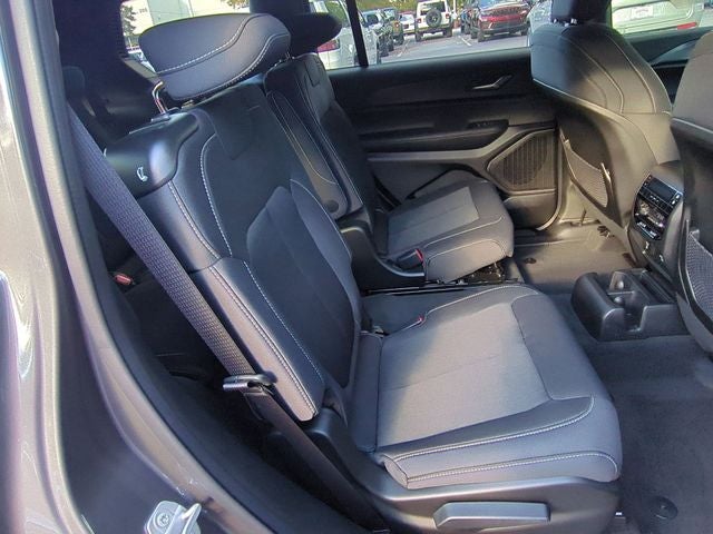 2025 Jeep Grand Cherokee GRAND CHEROKEE L LAREDO X 4X2