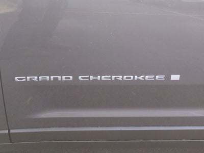 2025 Jeep Grand Cherokee GRAND CHEROKEE L LAREDO X 4X2