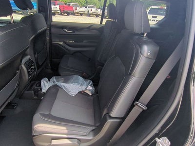 2025 Jeep Grand Cherokee GRAND CHEROKEE L LAREDO X 4X2