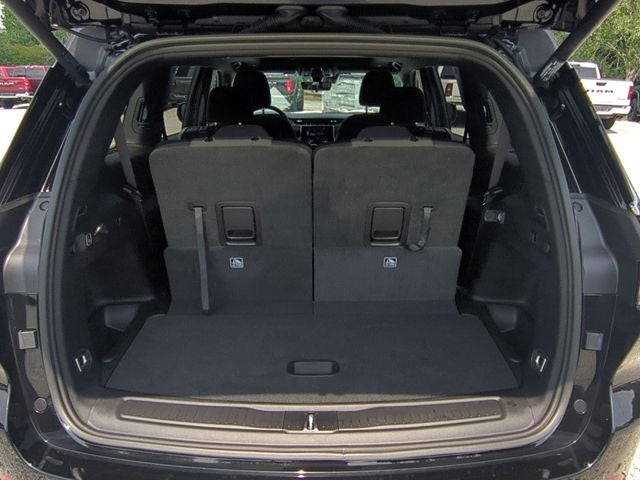 2025 Jeep Grand Cherokee GRAND CHEROKEE L LAREDO X 4X2