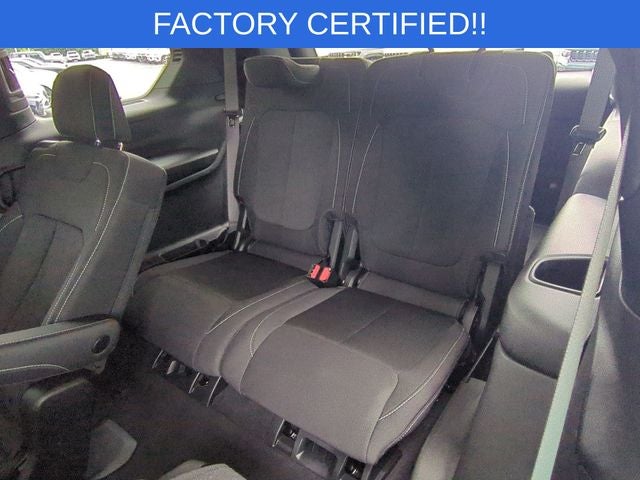 2024 Jeep Grand Cherokee L Laredo 4x2