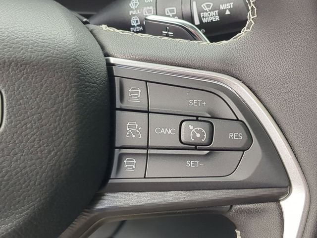 2025 Jeep Grand Cherokee GRAND CHEROKEE L LAREDO X 4X4