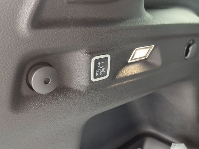 2025 Jeep Grand Cherokee GRAND CHEROKEE L LAREDO X 4X4