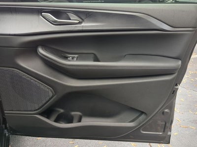 2025 Jeep Grand Cherokee GRAND CHEROKEE L LAREDO X 4X4