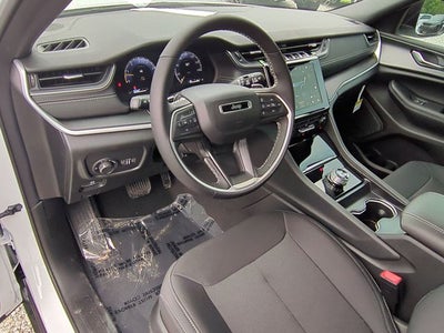 2025 Jeep Grand Cherokee GRAND CHEROKEE L LAREDO X 4X4