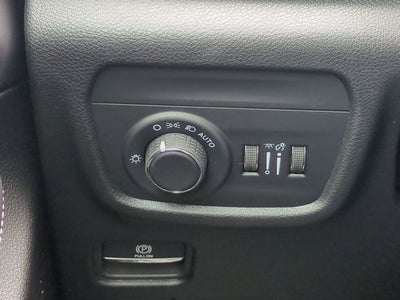 2025 Jeep Grand Cherokee GRAND CHEROKEE L LAREDO X 4X4