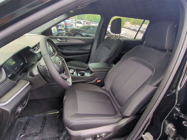 2026 Jeep Grand Cherokee GRAND CHEROKEE L LAREDO X 4X4