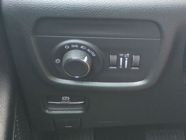 2026 Jeep Grand Cherokee GRAND CHEROKEE L LAREDO X 4X4