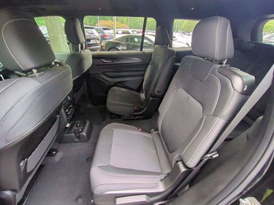 2026 Jeep Grand Cherokee GRAND CHEROKEE L LAREDO X 4X4