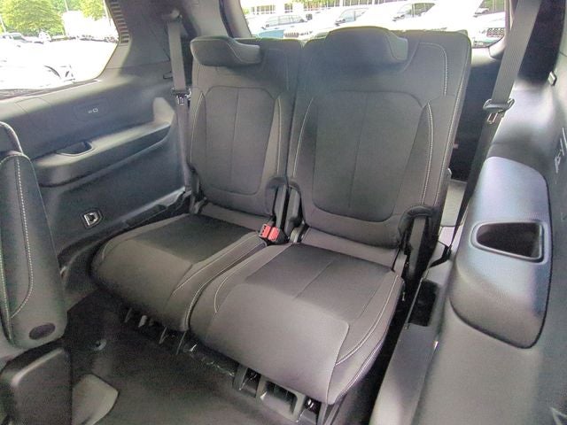 2026 Jeep Grand Cherokee GRAND CHEROKEE L LAREDO X 4X4