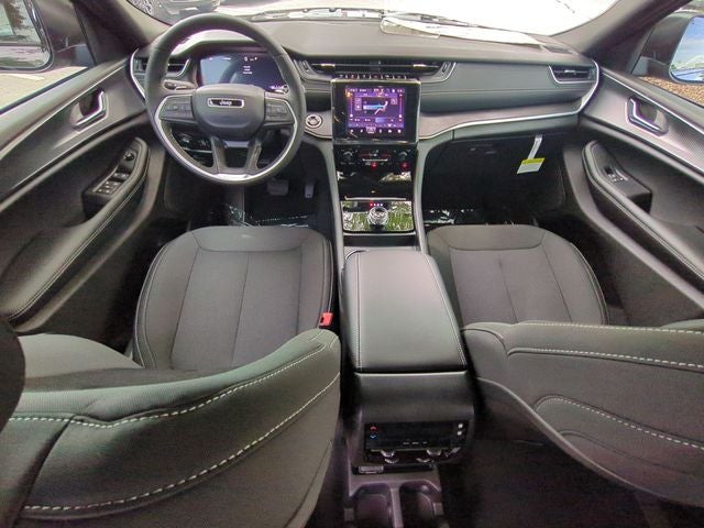 2026 Jeep Grand Cherokee GRAND CHEROKEE L LAREDO X 4X4
