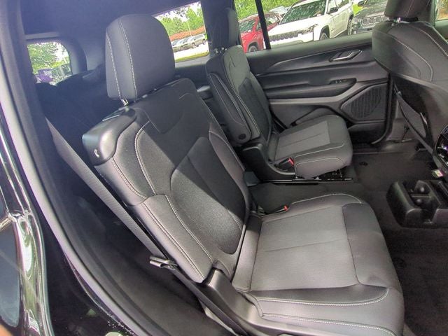 2026 Jeep Grand Cherokee GRAND CHEROKEE L LAREDO X 4X4