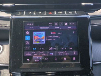 2025 Jeep Grand Cherokee GRAND CHEROKEE L LAREDO X 4X4