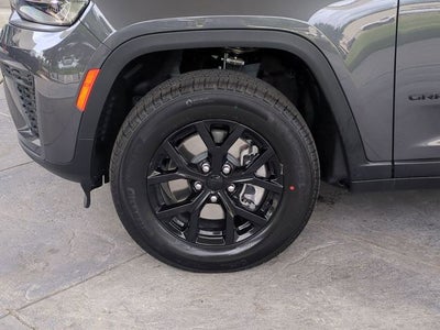 2026 Jeep Grand Cherokee GRAND CHEROKEE L LAREDO ALTITUDE 4X4