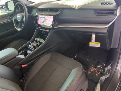 2026 Jeep Grand Cherokee GRAND CHEROKEE L LAREDO ALTITUDE 4X4