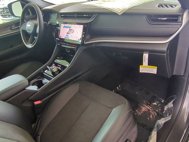 2026 Jeep Grand Cherokee GRAND CHEROKEE L LAREDO ALTITUDE 4X4