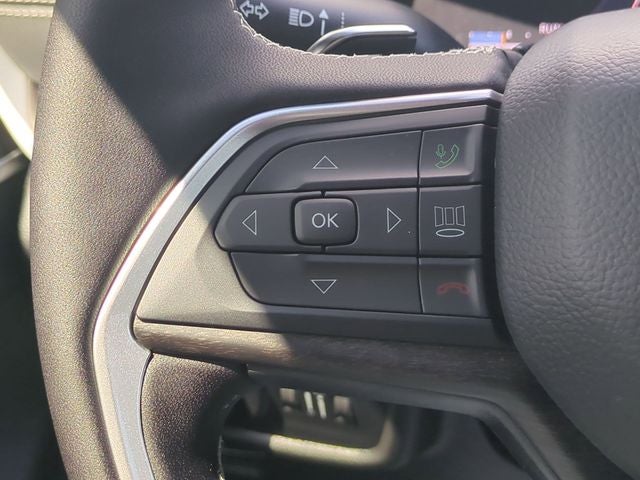 2026 Jeep Grand Cherokee GRAND CHEROKEE L LAREDO ALTITUDE 4X4