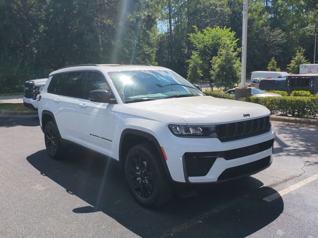 2026 Jeep Grand Cherokee GRAND CHEROKEE L LAREDO ALTITUDE 4X4