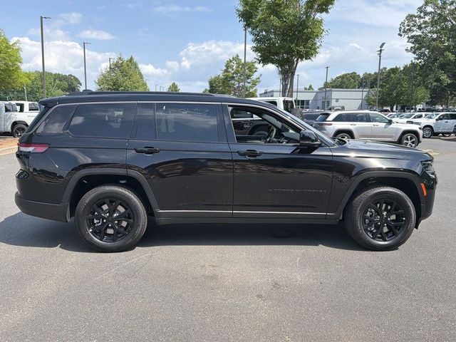 2026 Jeep Grand Cherokee GRAND CHEROKEE L LAREDO ALTITUDE 4X4