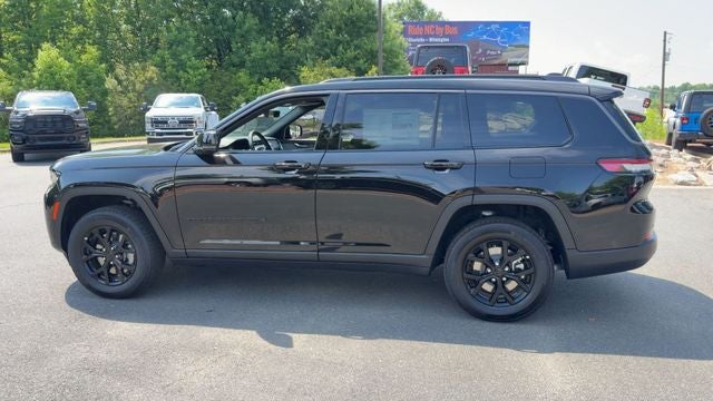 2026 Jeep Grand Cherokee GRAND CHEROKEE L LAREDO ALTITUDE 4X4