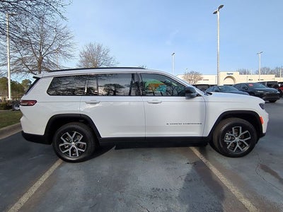 2025 Jeep Grand Cherokee GRAND CHEROKEE L LIMITED 4X4