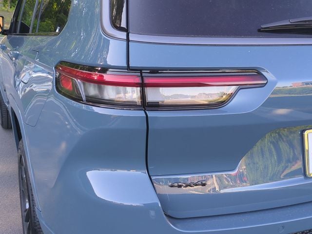 2026 Jeep Grand Cherokee GRAND CHEROKEE L LIMITED RESERVE 4X4