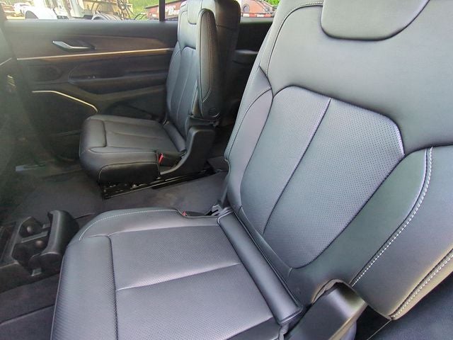 2026 Jeep Grand Cherokee GRAND CHEROKEE L LIMITED RESERVE 4X4