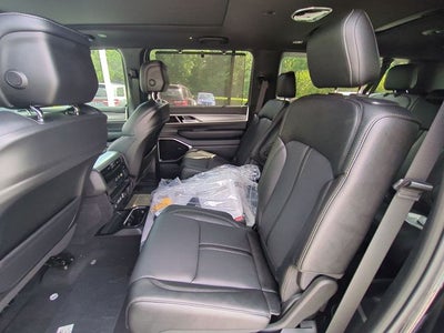 2026 Jeep Grand Wagoneer GRAND WAGONEER L LIMITED RESERVE 4X4
