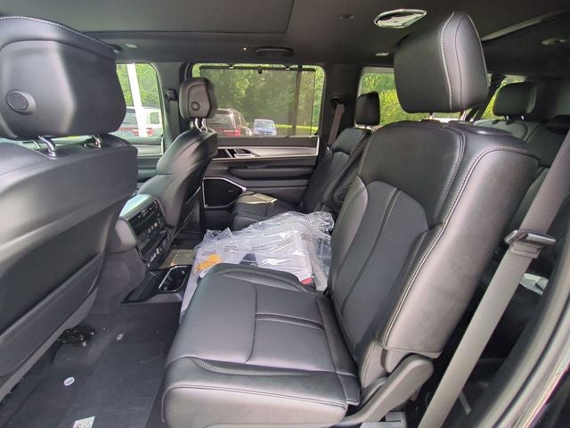 2026 Jeep Grand Wagoneer GRAND WAGONEER L LIMITED RESERVE 4X4