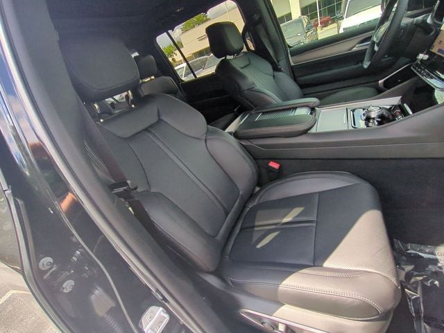 2026 Jeep Grand Wagoneer GRAND WAGONEER L LIMITED RESERVE 4X4