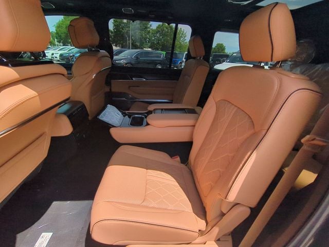 2026 Jeep Grand Wagoneer GRAND WAGONEER L SUMMIT RESERVE 4X4