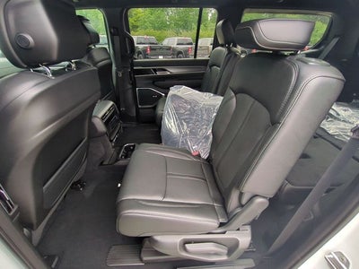 2026 Jeep Grand Wagoneer GRAND WAGONEER UPLAND 4X4