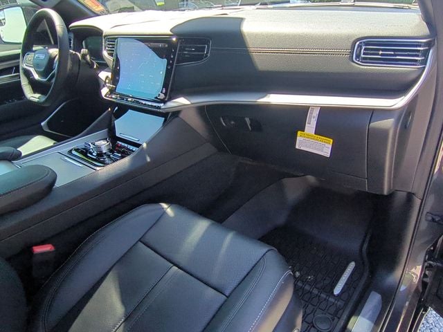2026 Jeep Grand Wagoneer GRAND WAGONEER UPLAND 4X4