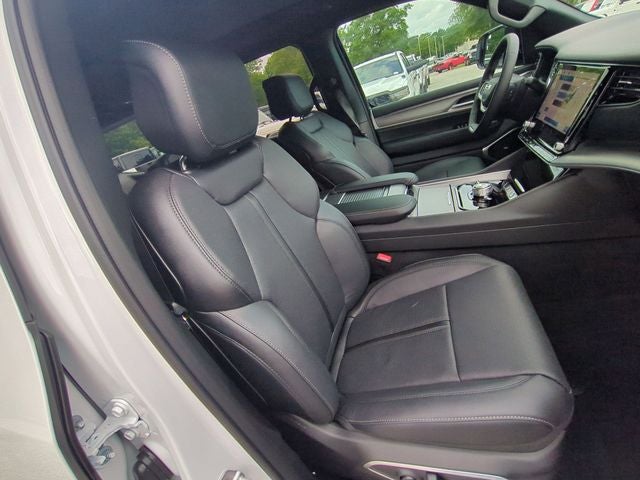 2026 Jeep Grand Wagoneer GRAND WAGONEER LIMITED ALTITUDE 4X4