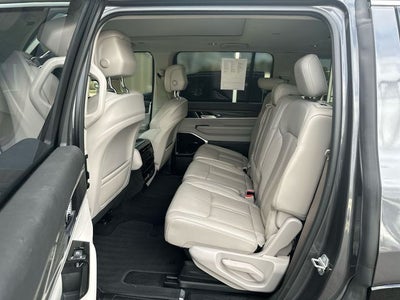 2022 Jeep Wagoneer Series III 4x4