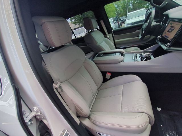 2026 Jeep Grand Wagoneer GRAND WAGONEER SUMMIT OBSIDIAN 4X4