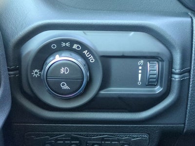 2026 Jeep Gladiator GLADIATOR SAHARA 4X4