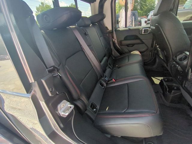 2025 Jeep Gladiator GLADIATOR RUBICON 4X4